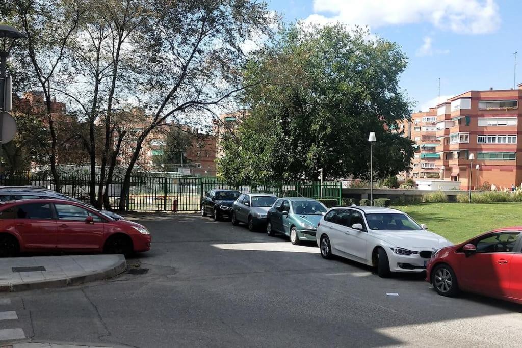 Palomar Mostoles Superhost Con Garaje 5 Pax מראה חיצוני תמונה